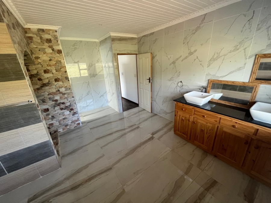 3 Bedroom Property for Sale in Royalston Residential Estate and Wildlife Reserve Eastern Cape